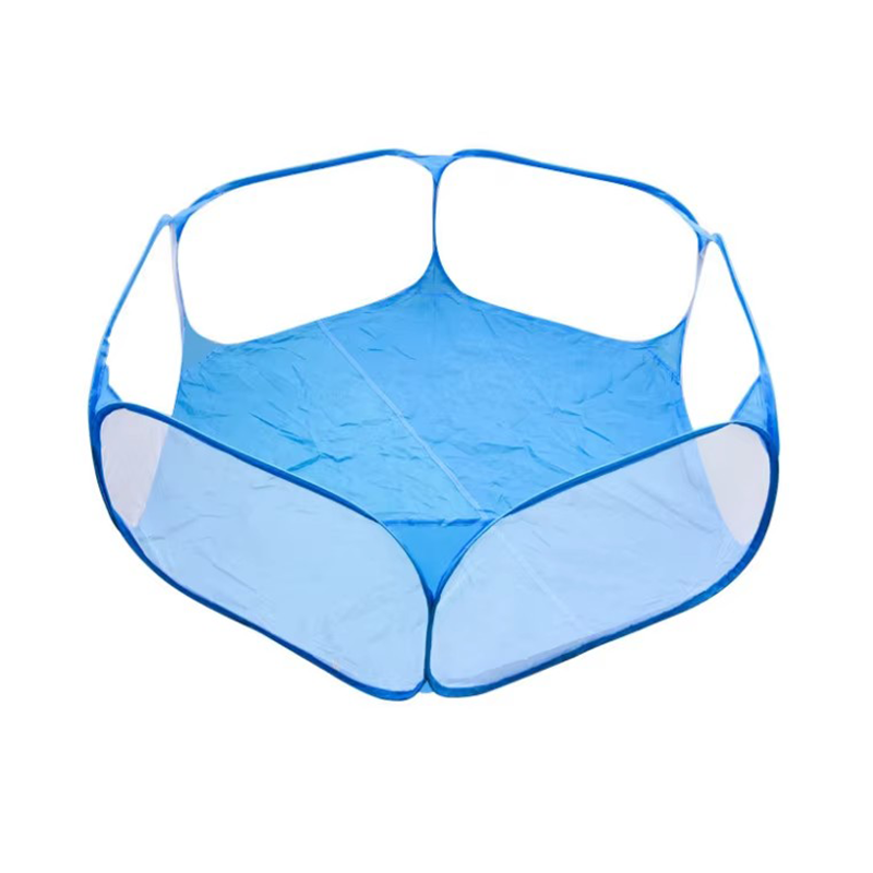 Parc pop-up bleu clair à couvercle zippé et fond imperméable